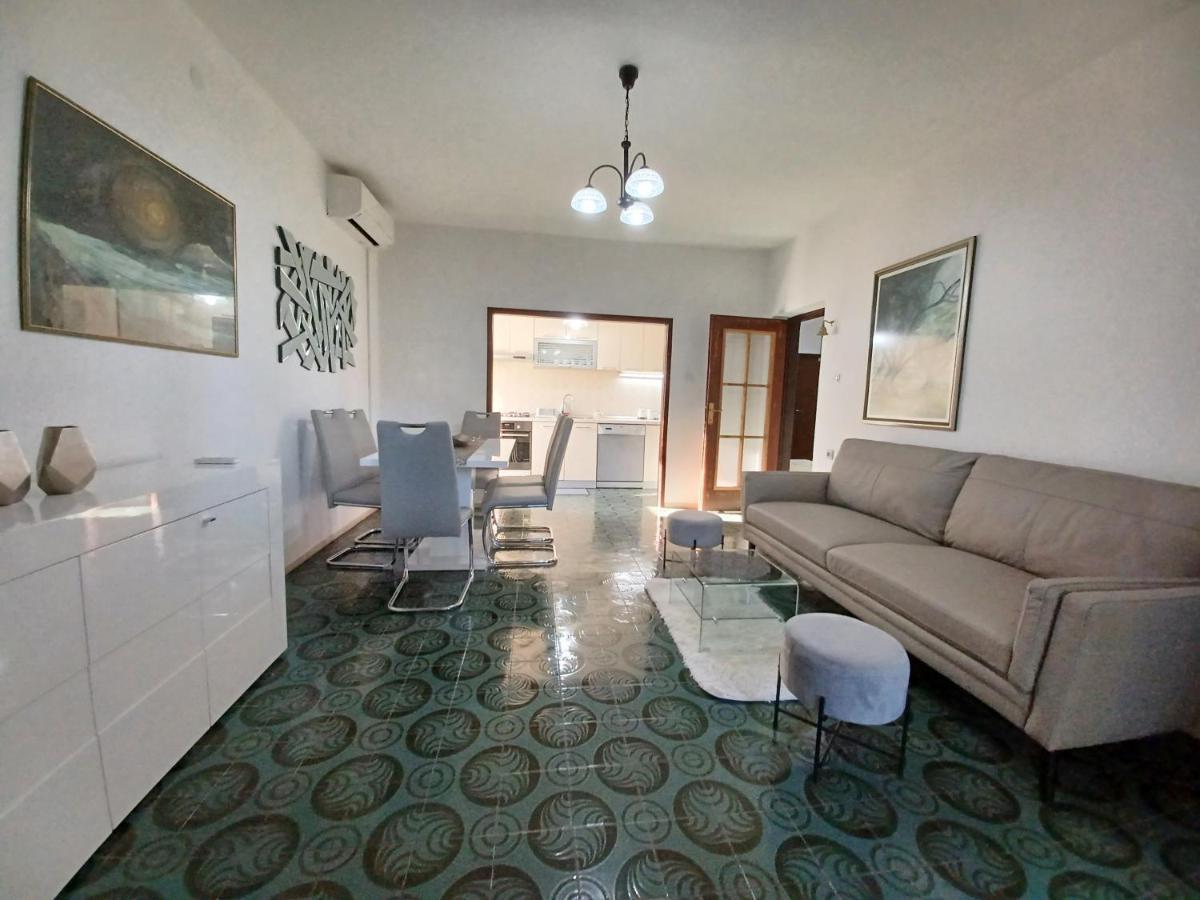 Apartment Lorenzo Trogir Extérieur photo