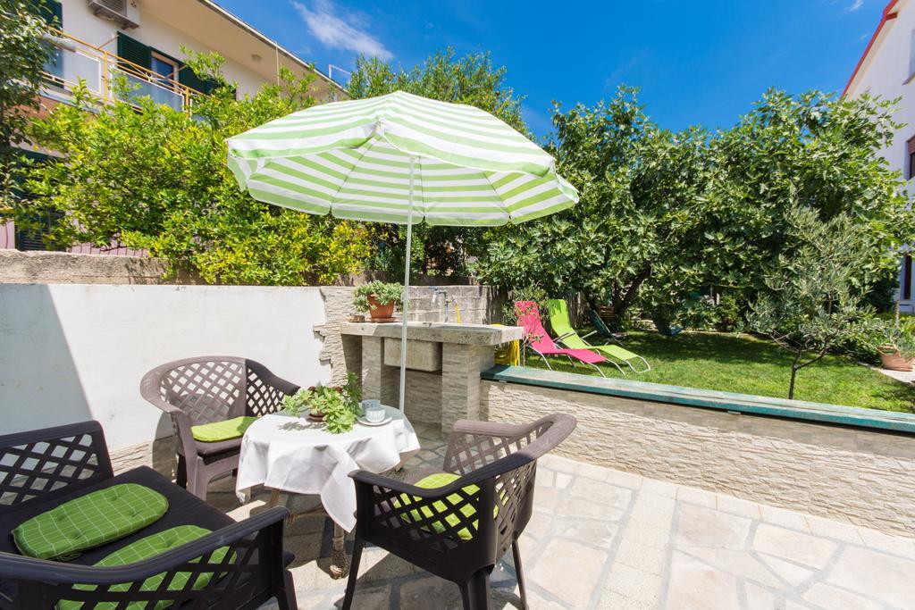 Apartment Lorenzo Trogir Extérieur photo